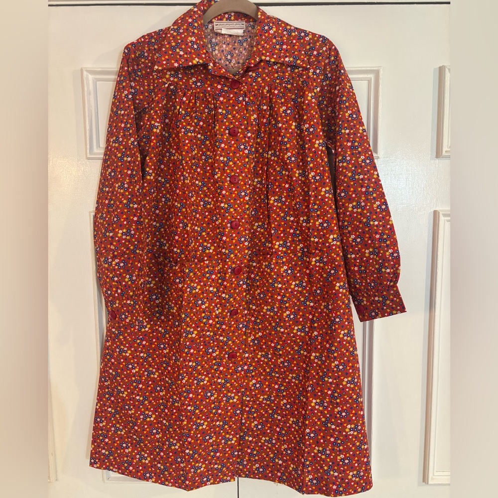 VNTG Aunt Abigails Attic Red Floral Buttondown Dress LIKE NEW Cottagecore Size S
